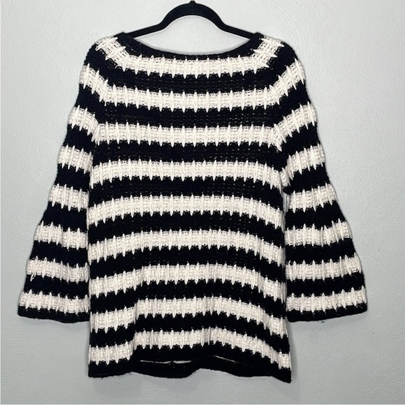 Anthropologie HWR Monogram Wool & Angora
Blend Knit Cardigan Sweater - Picture 13 of 15